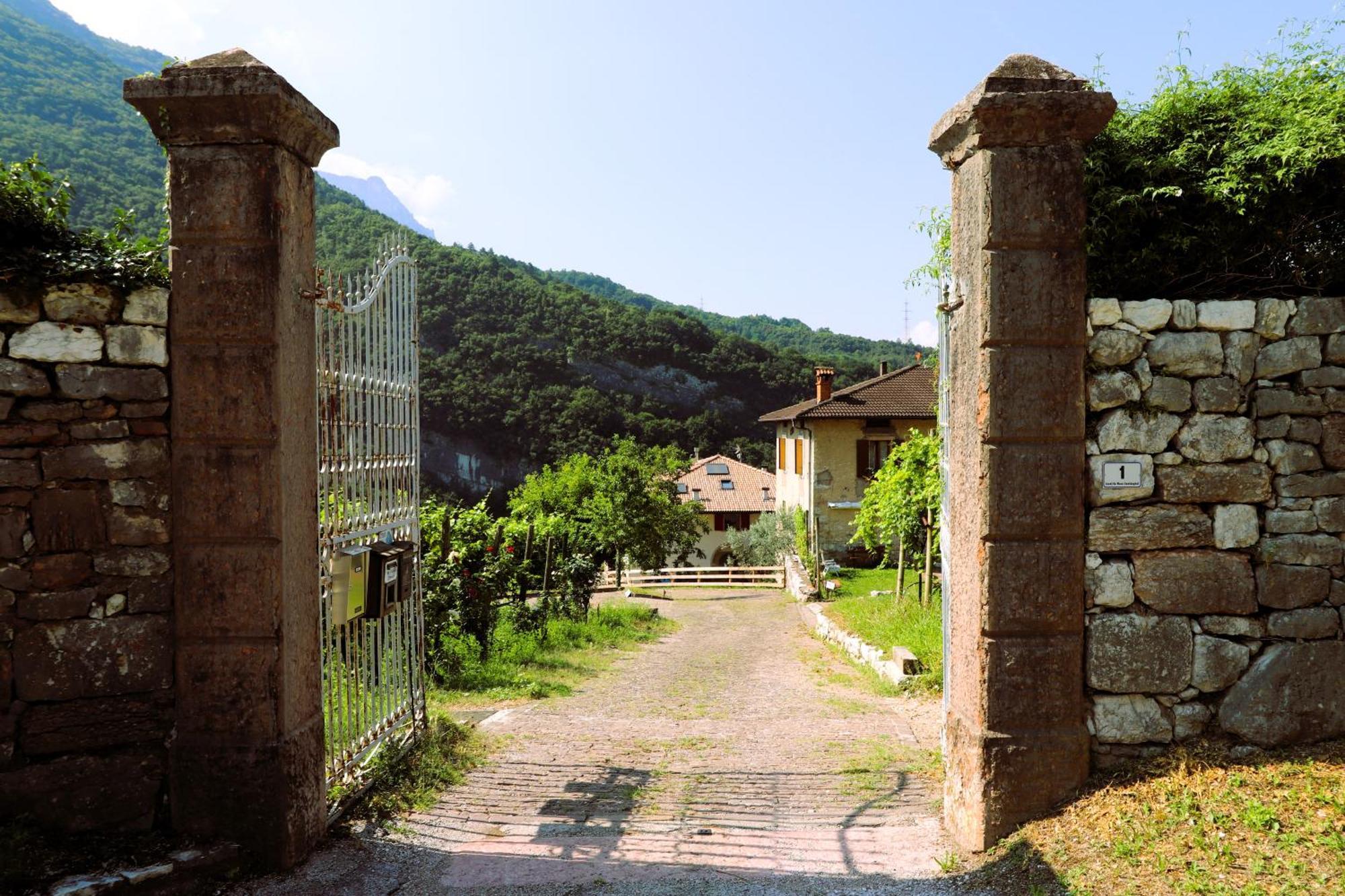 Maso Cantanghel Wine Retreat Civezzano Exterior foto